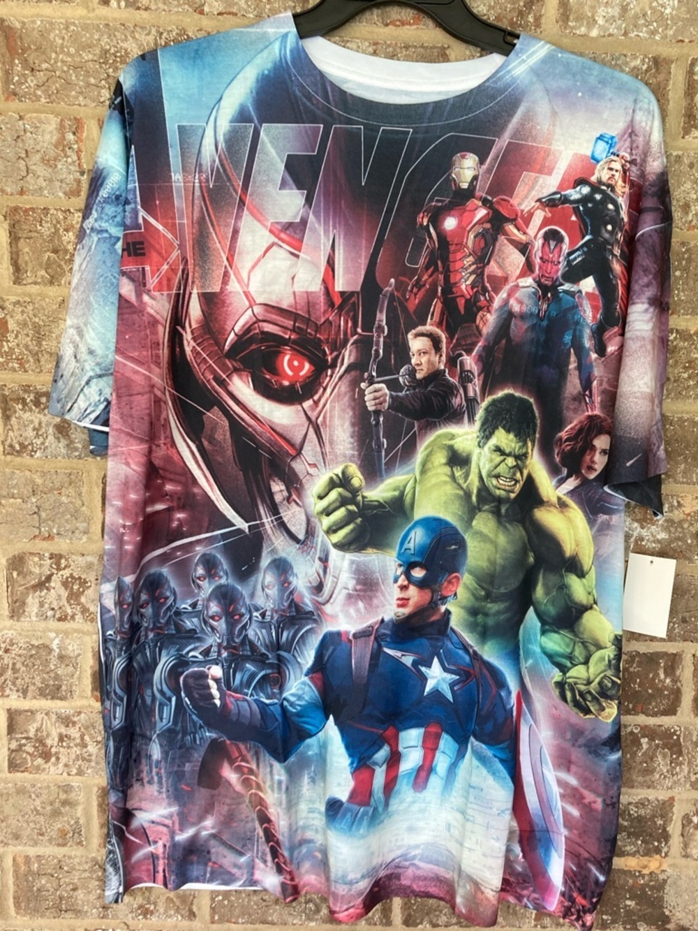 Vintage Marvel Avengers Men’s 2XL Tee Shirt NWT Hulk Captain America